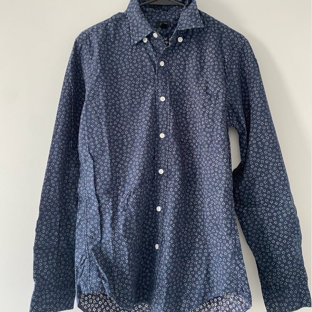 J. Crew Navy White Floral Patterned Button Down Men's Small
